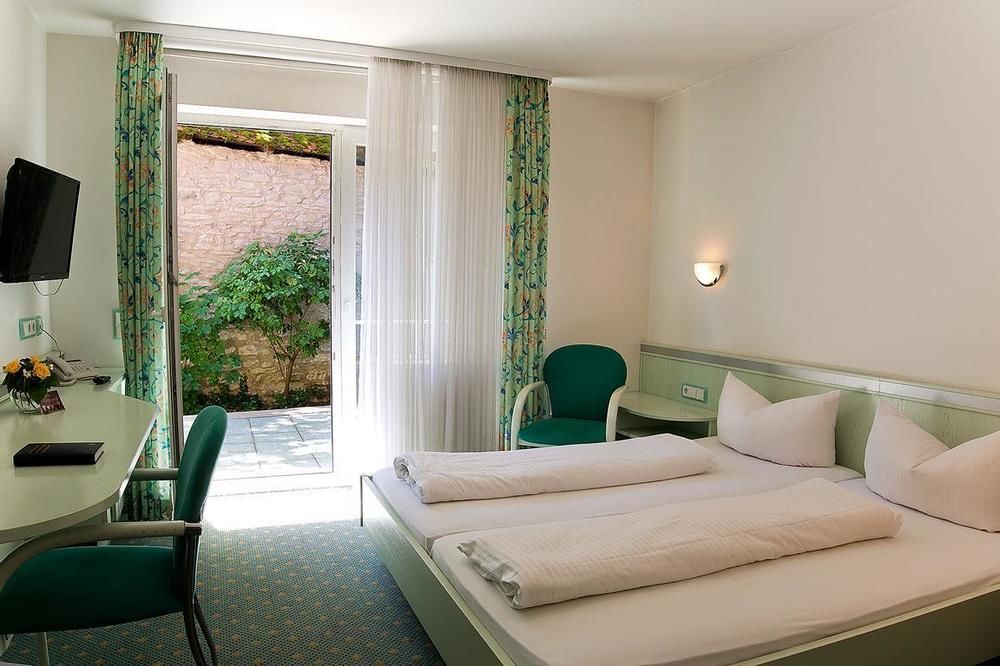 Hotel Am Markt Greding Exterior photo