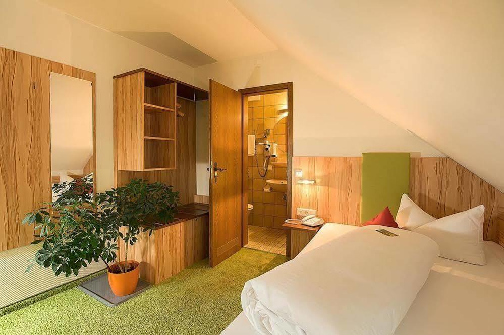 Hotel Am Markt Greding Exterior photo